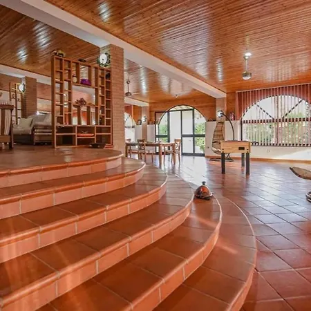 Βίλα Del Gargano *